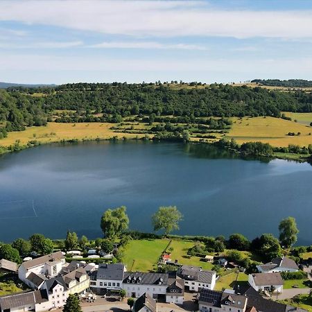 Ferienwohnung Seeblick Schalkenmehren Luaran gambar