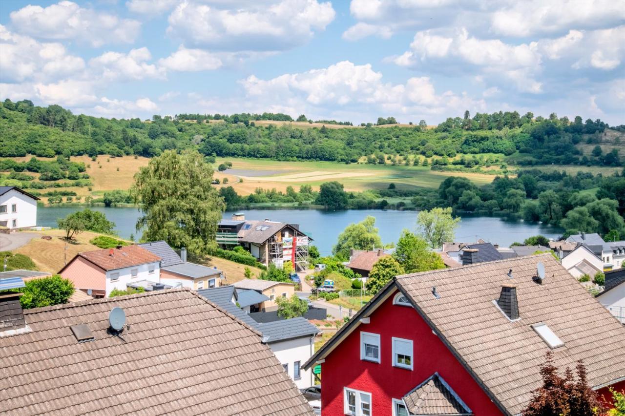Ferienwohnung Seeblick Schalkenmehren Luaran gambar