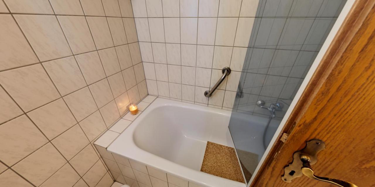 Ferienwohnung Seeblick Schalkenmehren Luaran gambar
