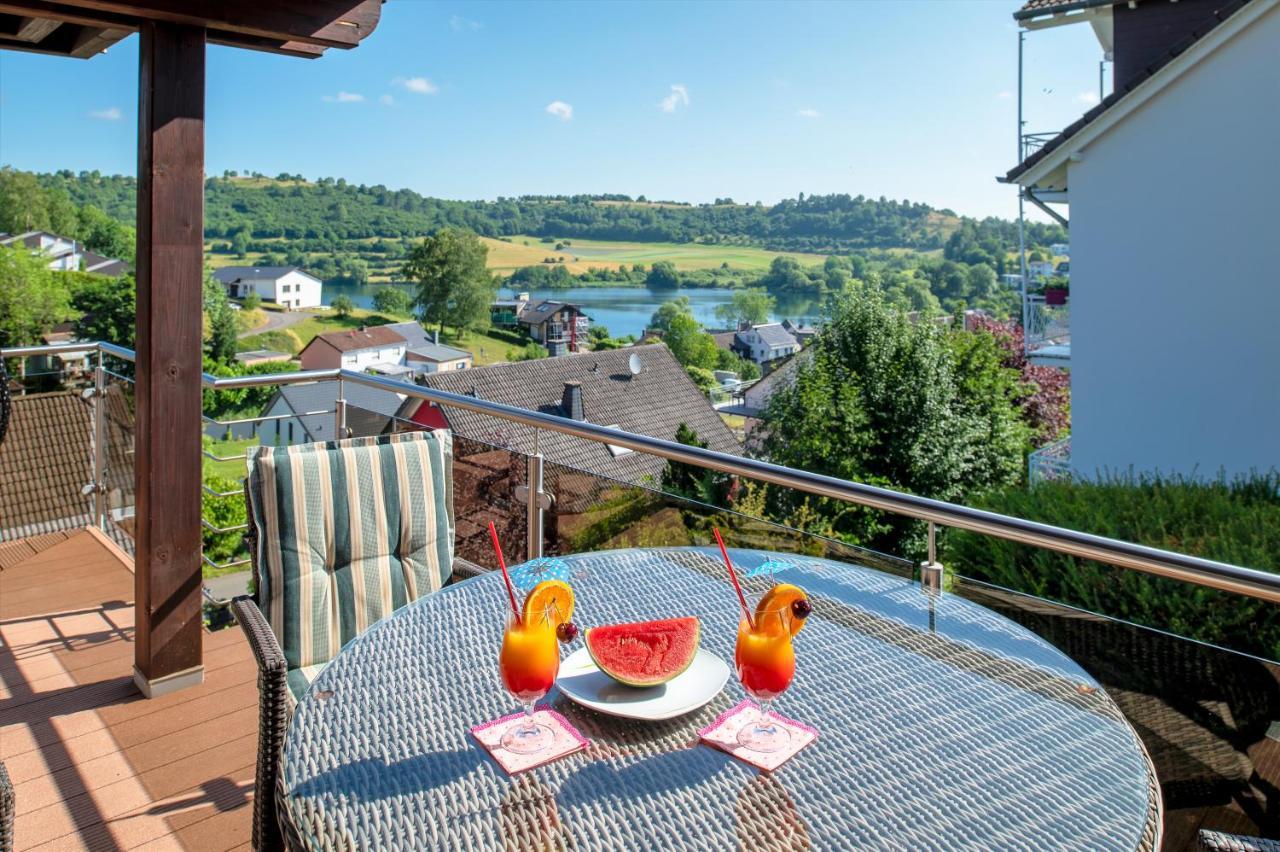 Ferienwohnung Seeblick Schalkenmehren Luaran gambar