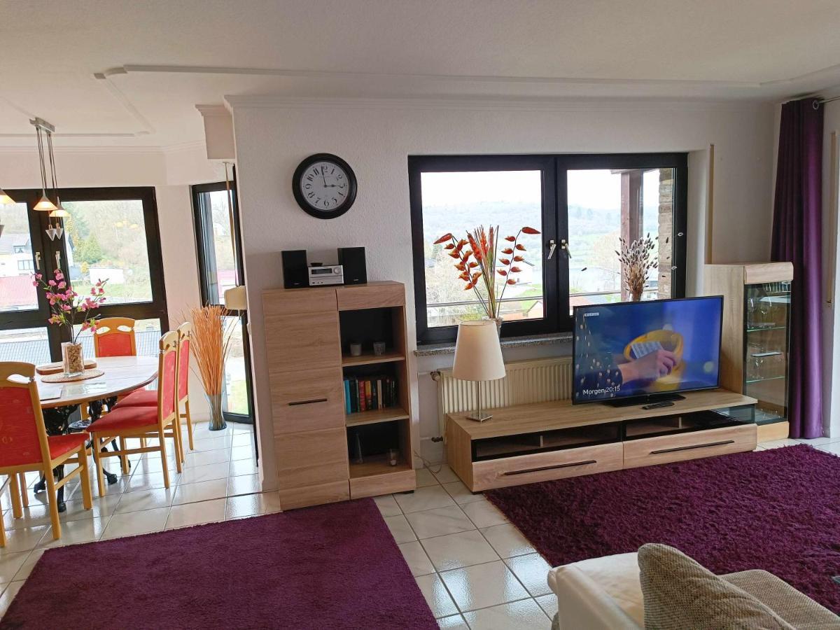 Ferienwohnung Seeblick Schalkenmehren Luaran gambar