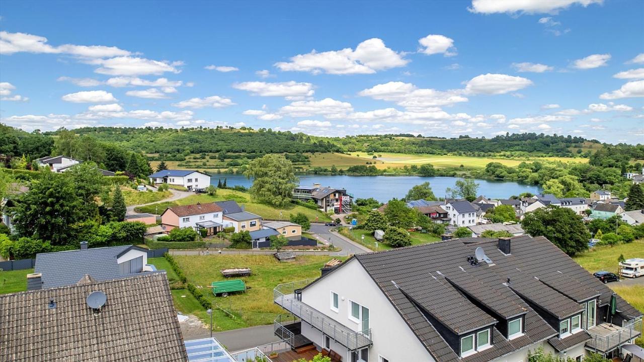 Ferienwohnung Seeblick Schalkenmehren Luaran gambar