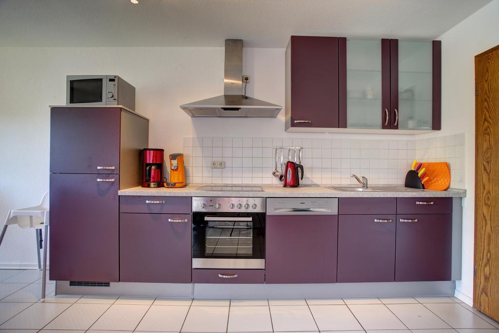 Ferienwohnung Seeblick Schalkenmehren Bilik gambar